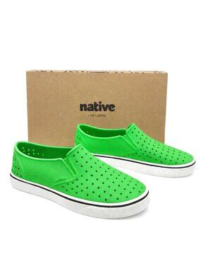 Native Miles Kids Slip-On Water Shoes Size J1 Grasshopper Green Lightweight